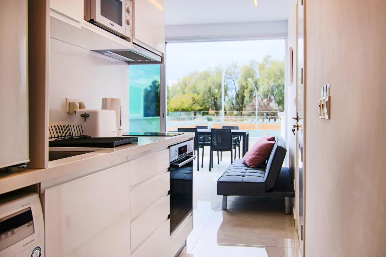Apartament Phaedrus Living - Seaside Luxury Flat Harbour 103 Pafos Zewnętrze zdjęcie
